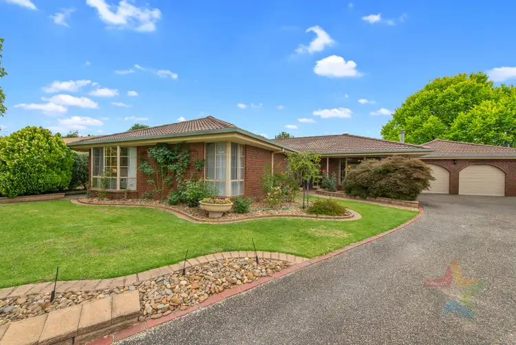 11 Flower Place, Wodonga VIC 3690