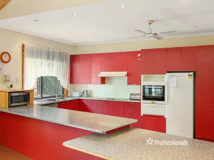 Fourth view of Homely house listing, 7 Lara Court, Mount Evelyn VIC 3796