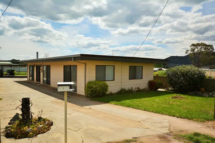 1 Commens Street, Wallerawang NSW 2845