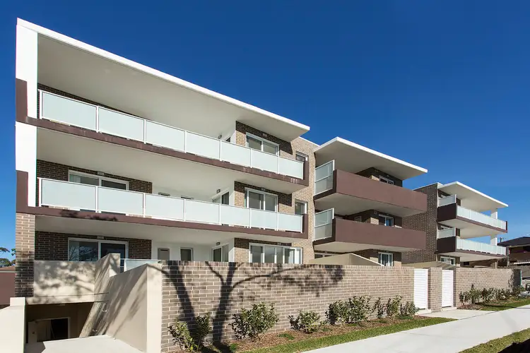 2/13-17 Peake Parade, Peakhurst NSW 2210