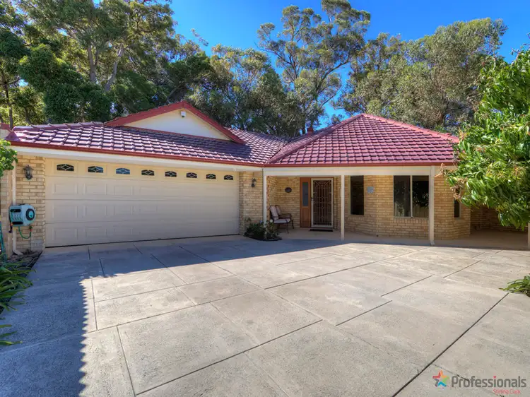 11B Cedar Way, Forrestfield WA 6058