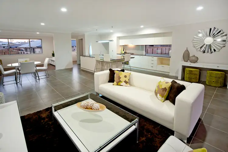 35 Paradise Drive