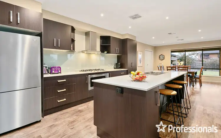 Fourth view of Homely house listing, 27 Kingston Way, Mooroolbark VIC 3138