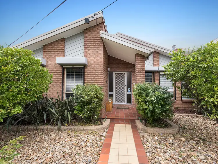 147 Charles Street, Seddon VIC 3011