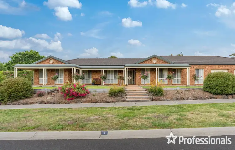 7 Kameel Drive, Yarra Glen VIC 3775