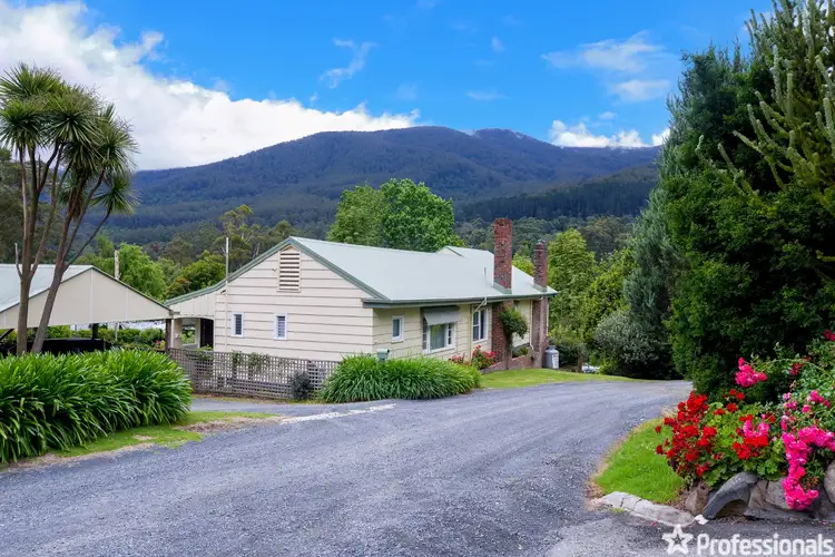 1 Cecil Street, Warburton VIC 3799
