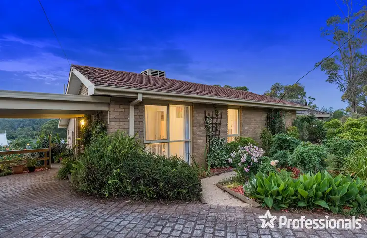 10 Meadow Court, Wandin North VIC 3139