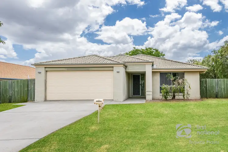 16 Sunrise Cr, Regents Park QLD 4118