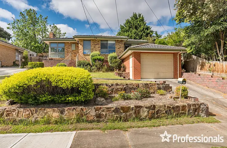 54 Cardigan Road, Mooroolbark VIC 3138