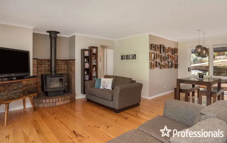 Fifth view of Homely house listing, 134 Quinn Crescent, Mount Evelyn VIC 3796