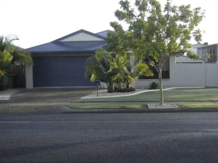 3 Schapers Road, Glenella QLD 4740