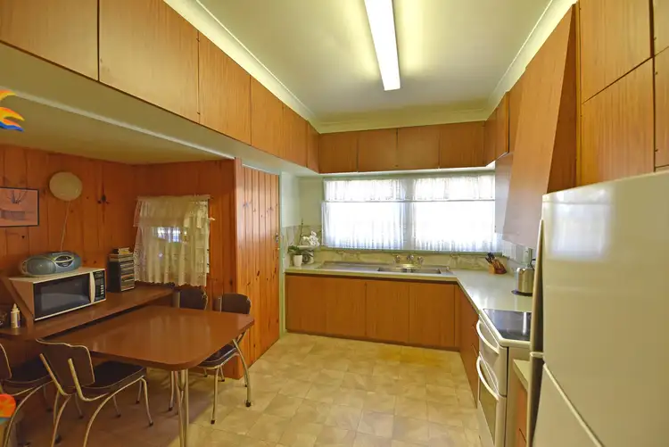 Sixth view of Homely house listing, 7 Princes Crescent, Shepparton VIC 3630