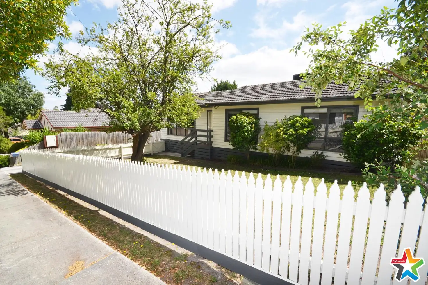 Main view of Homely house listing, 26 Dunoon Street, Mooroolbark VIC 3138