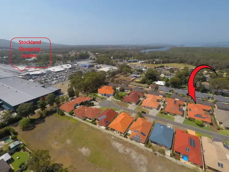 Second view of Homely villa listing, 2/6 Robina Grove, Forster NSW 2428