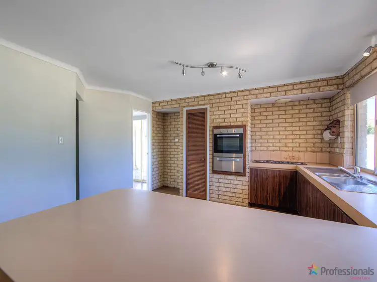 Sixth view of Homely house listing, 5 Leiden Place, Forrestfield WA 6058