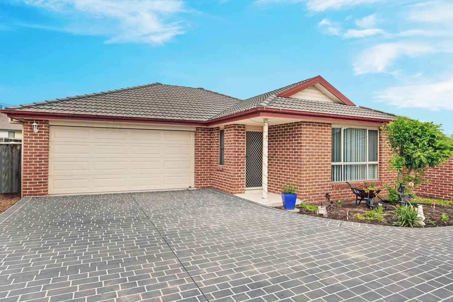 Main view of Homely villa listing, 7/9 Harvest Court, East Branxton NSW 2335