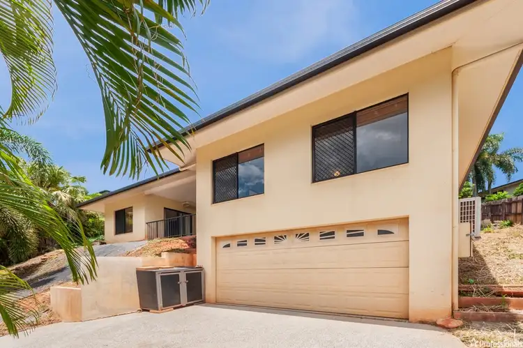260 Robert Road, Bentley Park QLD 4869