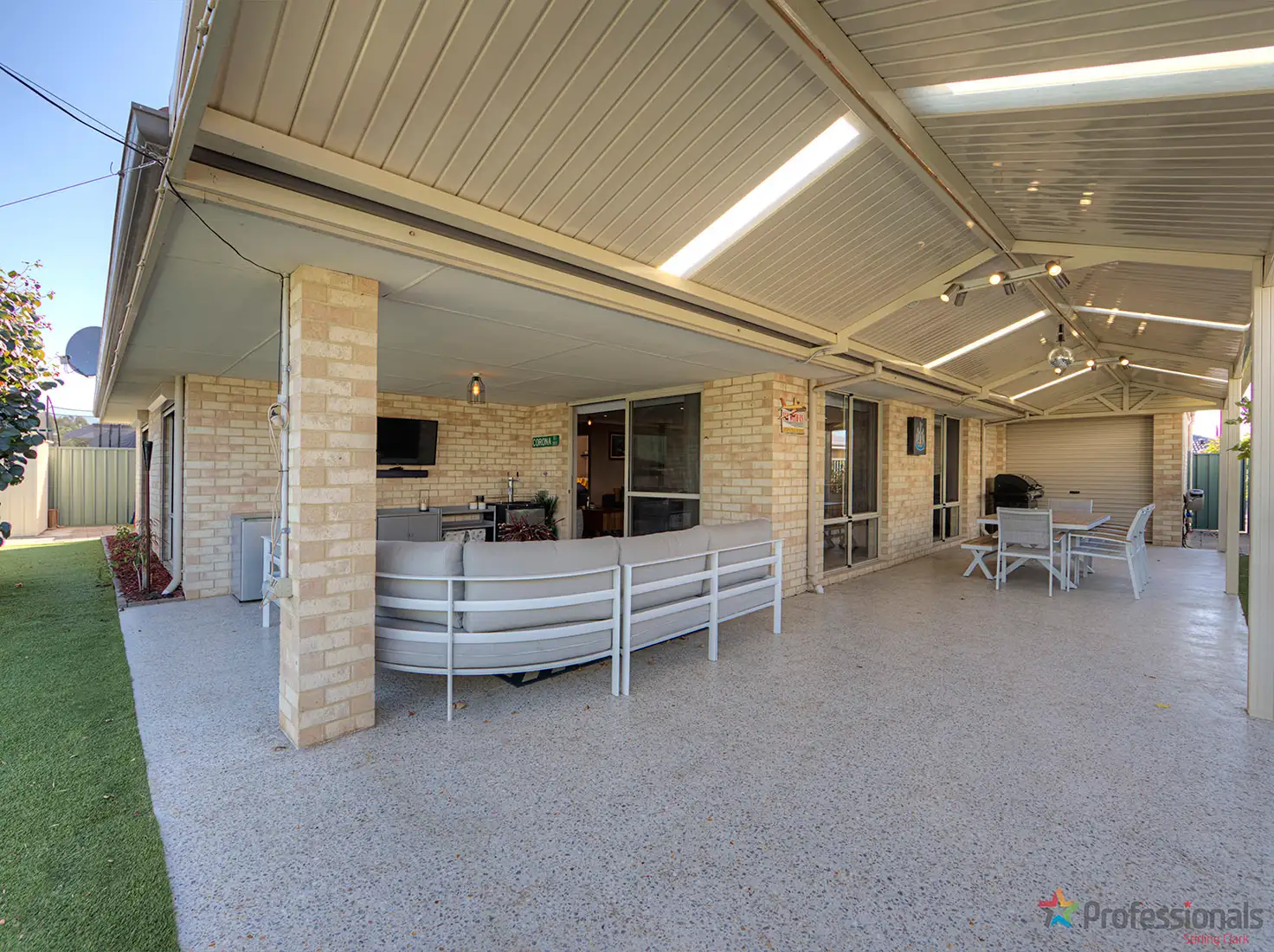 Main view of Homely house listing, 40 Maamba Road, Wattle Grove WA 6107