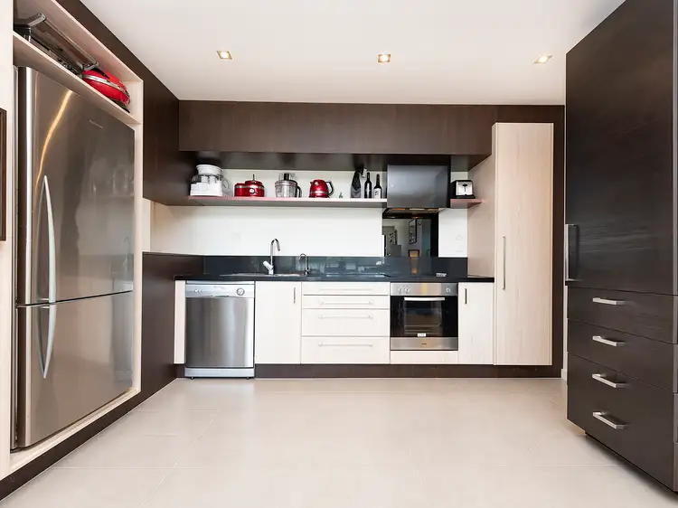 Third view of Homely apartment listing, 33/8 Crefden Street, Maidstone VIC 3012