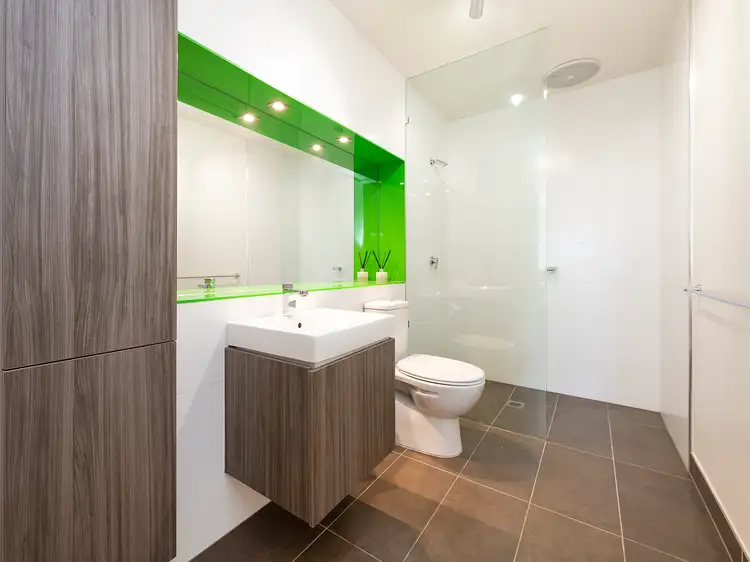 Sixth view of Homely apartment listing, 33/8 Crefden Street, Maidstone VIC 3012