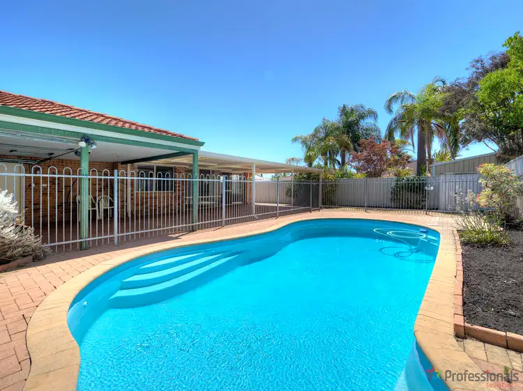 Fourth view of Homely house listing, 6 Limonite Court, Forrestfield WA 6058
