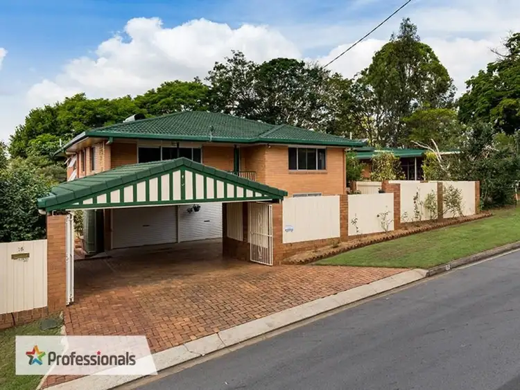 15 Irruka Crescent, Ferny Hills QLD 4055