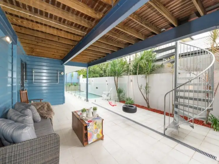 3 Fifth Avenue, Balmoral QLD 4171