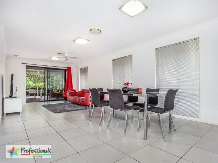 57 Pontiac Circuit, Warner QLD 4500