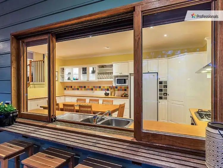 Third view of Homely house listing, 10 Torwood Court, Ferny Hills QLD 4055