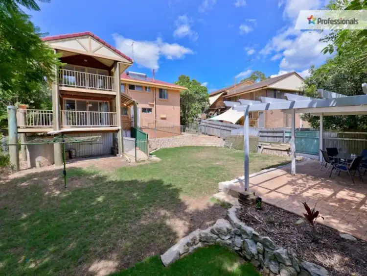 73 View Crescent, Arana Hills QLD 4054