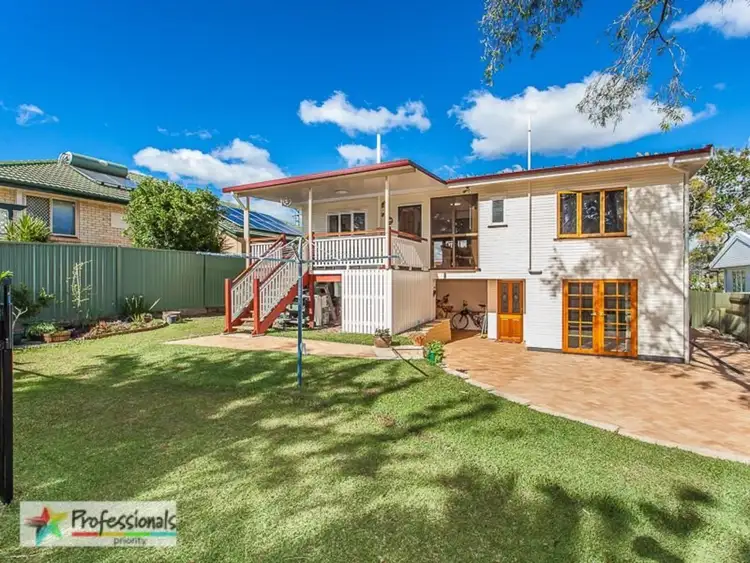 8 Warringah Street, Everton Park QLD 4053