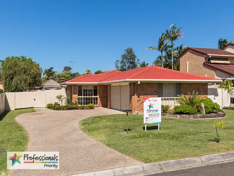 8 Aydon Court, Keperra QLD 4054