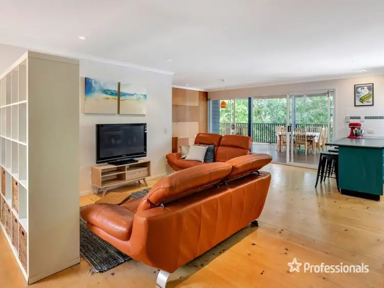 Fifth view of Homely house listing, 3 Ironwood Court, Arana Hills QLD 4054