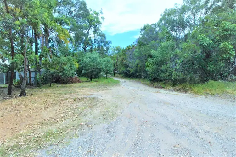 36 Jane Street, Macleay Island QLD 4184