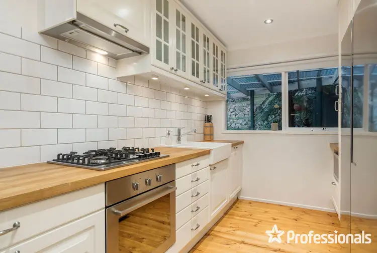 56 Russell Street, Mount Evelyn VIC 3796