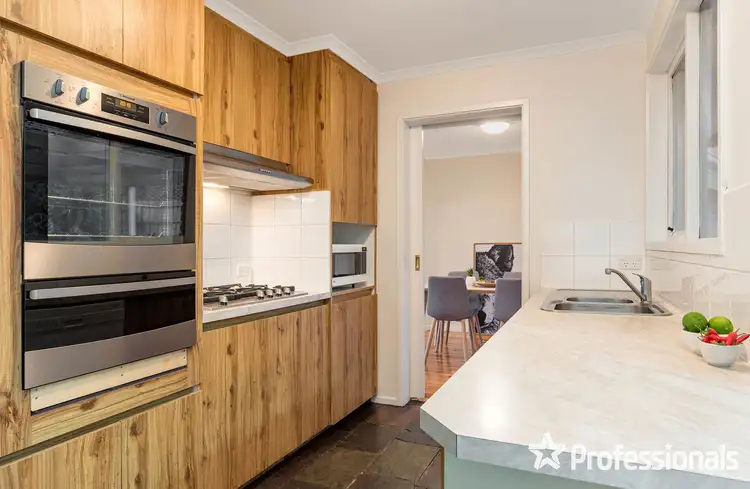 Fifth view of Homely house listing, 4 Wyuna Walk, Mooroolbark VIC 3138