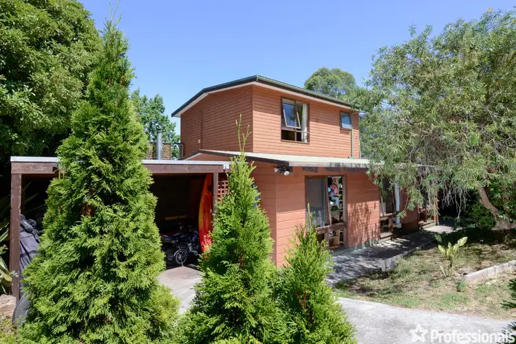 Third view of Homely house listing, 8 Williams Crescent, Woori Yallock VIC 3139