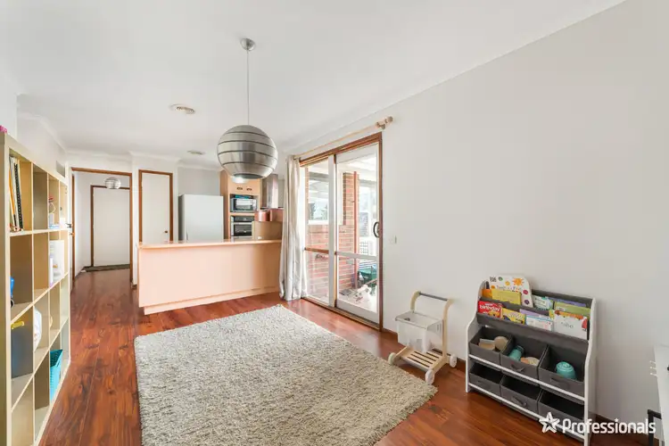 Third view of Homely house listing, 2 Temby Close, Endeavour Hills VIC 3802