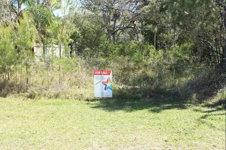37 Ashton Street, Macleay Island QLD 4184