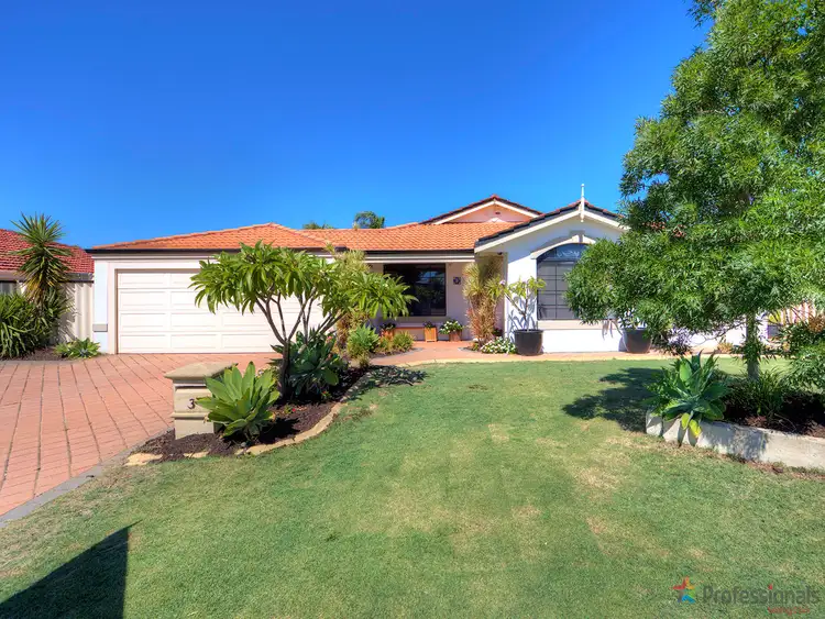 3 Tuscany Place, Caversham WA 6055