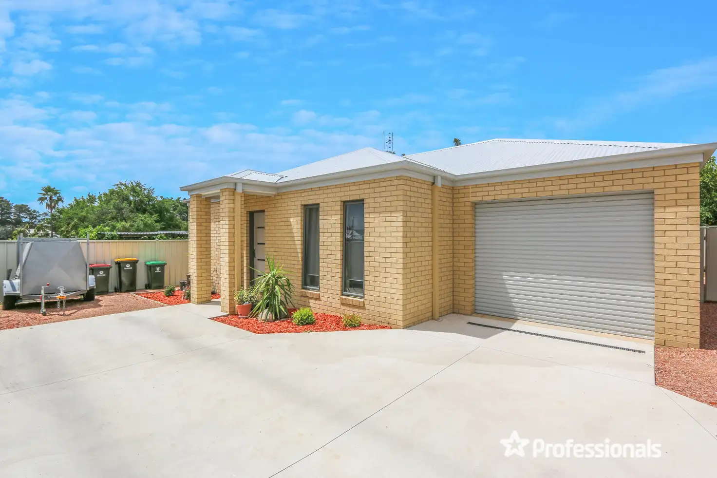 Main view of Homely townhouse listing, 3/20 Dowding Street, California Gully VIC 3556