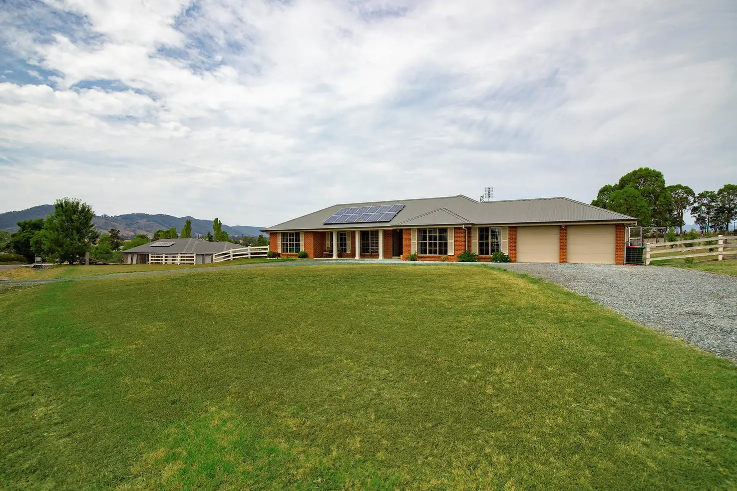 Main view of Homely house listing, 8 Mahogany Drive, Gloucester NSW 2422