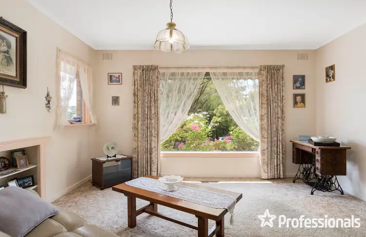 Second view of Homely house listing, 3 Hansen Road, Kilsyth VIC 3137