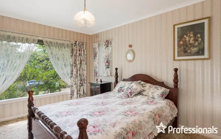 Fifth view of Homely house listing, 3 Hansen Road, Kilsyth VIC 3137