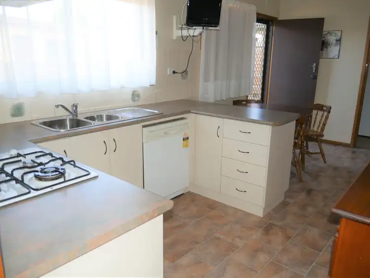 Fifth view of Homely house listing, 9 Sanderson Street, Shepparton VIC 3630