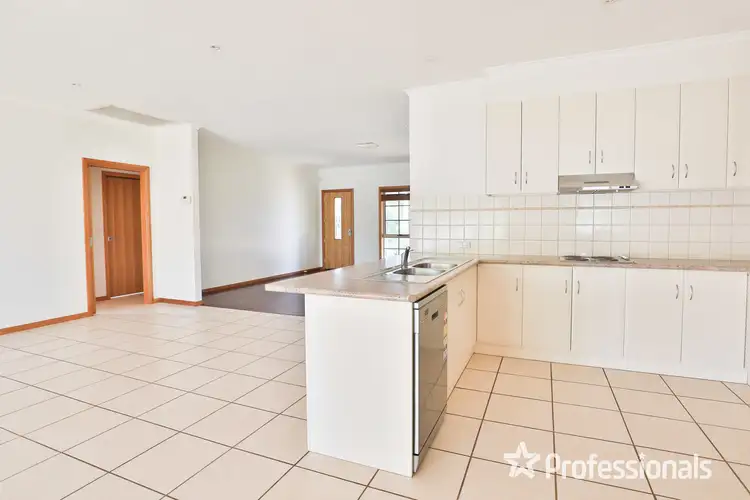Fifth view of Homely house listing, 8 Suffolk Drive, Mildura VIC 3500