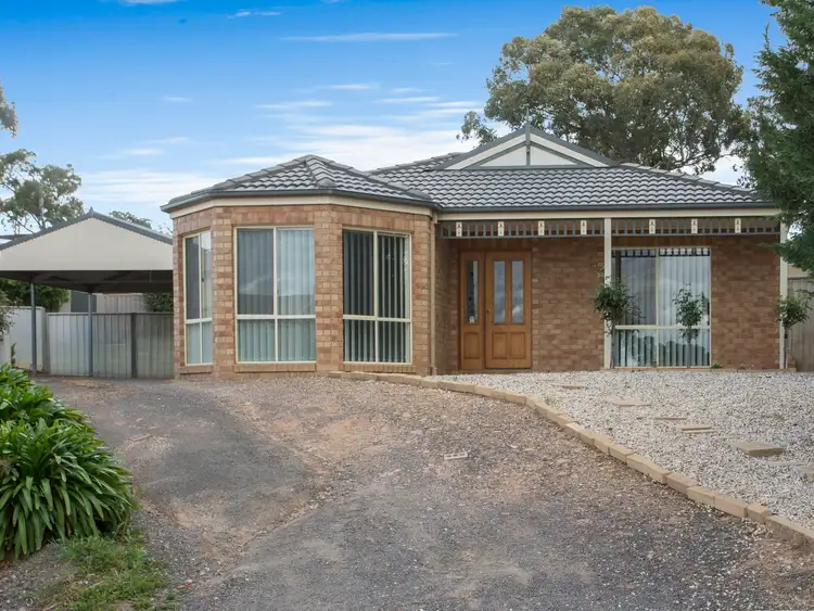 10 Gledhill Rise, Kangaroo Flat VIC 3555