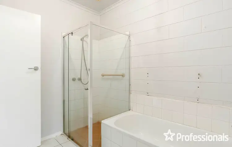 Sixth view of Homely unit listing, 2/96 Sherlock Road, Mooroolbark VIC 3138