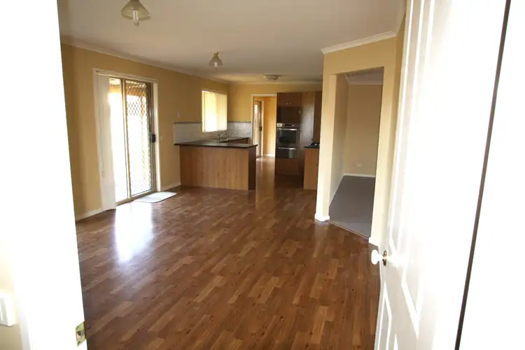 Sixth view of Homely house listing, 13 Chantelle Court, Kangaroo Flat VIC 3555