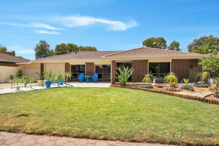 15 Grant Avenue, Salisbury Downs SA 5108